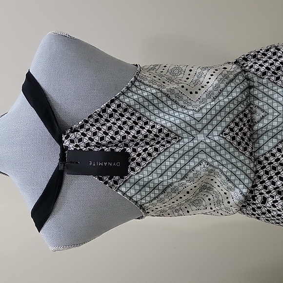 NWT DYNAMITE SLEEVELESS DRESS SIZE XS SMALL - Picture 9 of 12